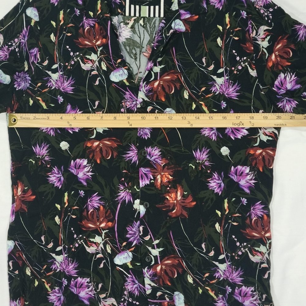 Cactus Man Ricky Singh Short Sleeve Floral button-down shirt - Picture 3 of 8
